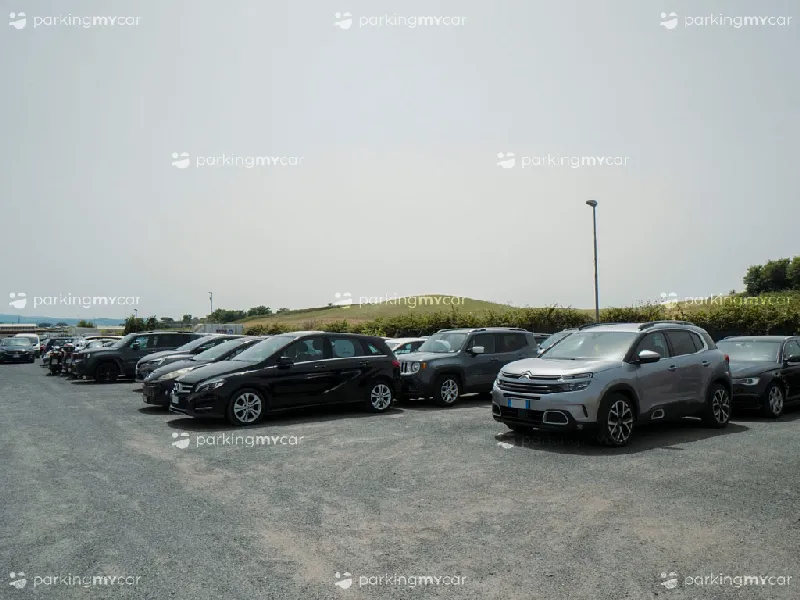 Parking Blu - Roma Ciampino Parcheggi scoperti Parking Blu - Roma Ciampino