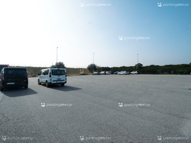 Parcheggi Low Cost - Aeroporto Verona Posti auto scoperti Parcheggi Low Cost - Aeroporto Verona
