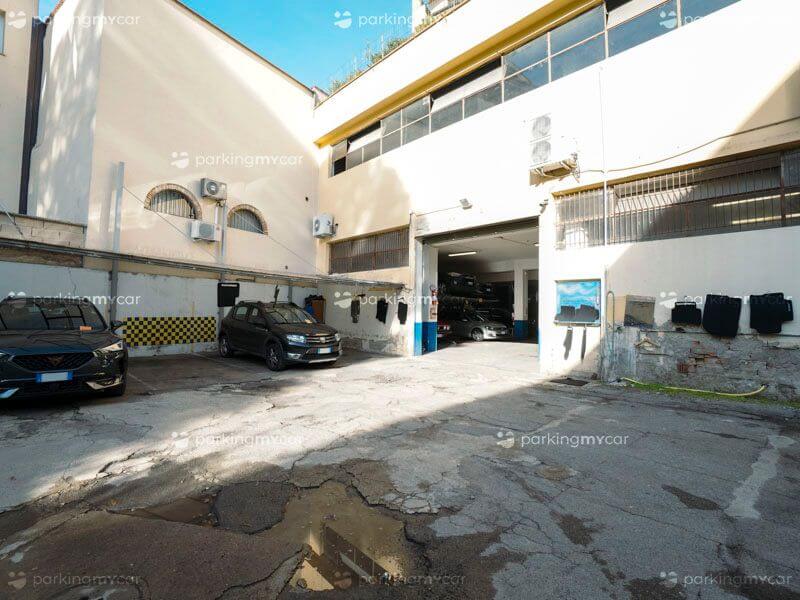 Garage Porte Nuove - Firenze centro città Cortile Garage Porte Nuove - Firenze centro città