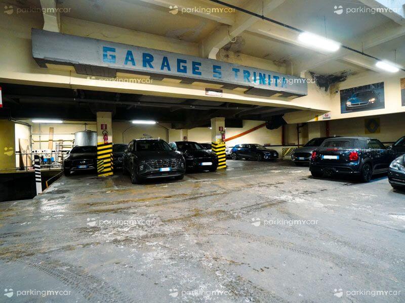 Garage Santa Trinita - Firenze centro città Posti auto coperti Garage Santa Trinita - Firenze centro città