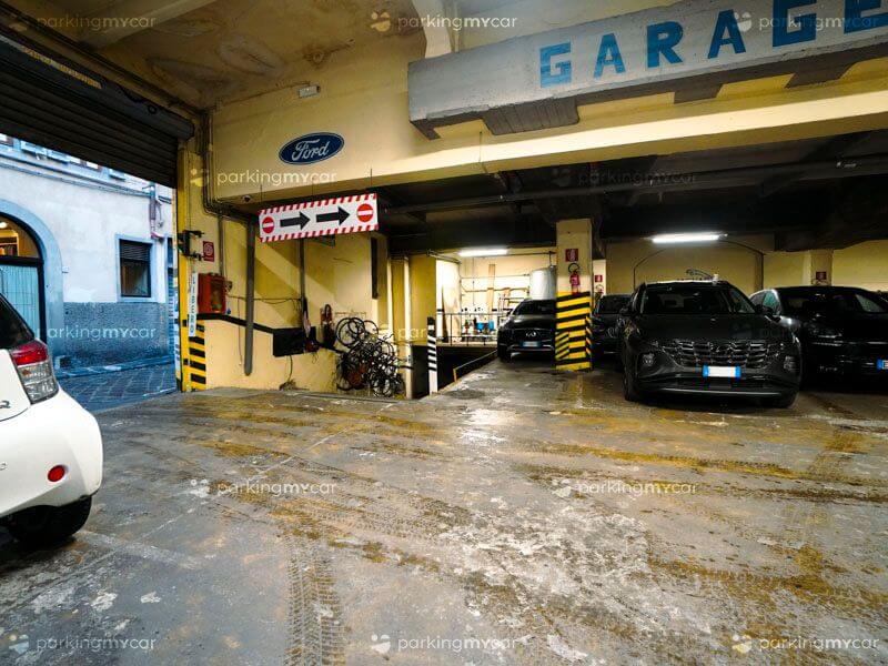 Garage Santa Trinita - Firenze centro città Parcheggi coperti Garage Santa Trinita - Firenze centro città