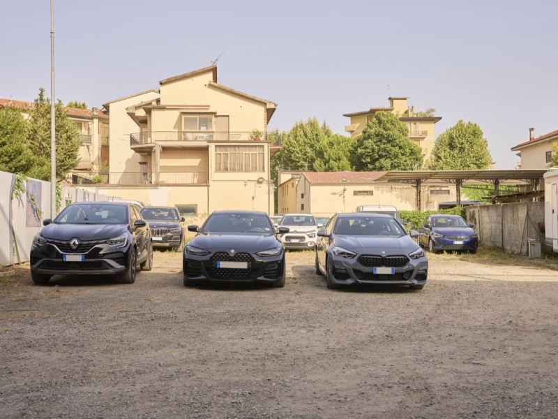 Parcheggio Aeroporto Facile Firenze Posti auto all'aperto Parcheggio Aeroporto Facile Firenze