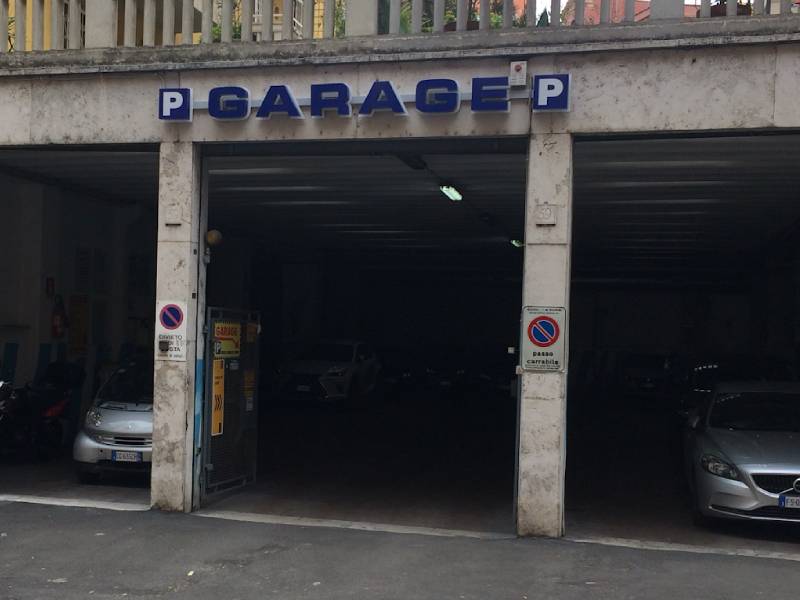 Ippocrate Parking - Roma centro città Ingresso Ippocrate Parking - Roma centro città