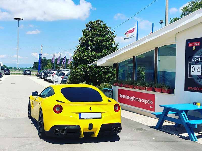 Parcheggio Marco Polo - Aeroporto Venezia Ferrari al Parcheggio Marco Polo - Aeroporto Venezia