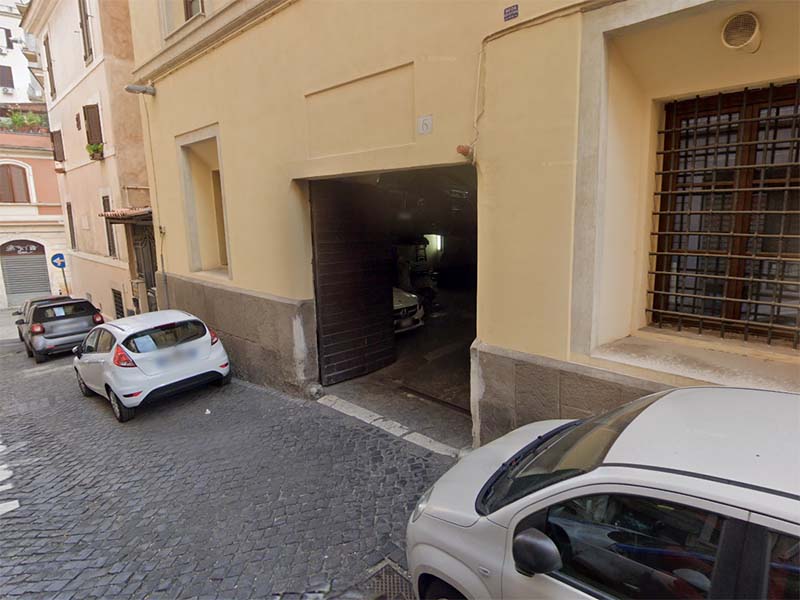 Autorimessa Santa Prassede - Stazione Termini Roma Ingresso Autorimessa Santa Prassede - Stazione Termini Roma