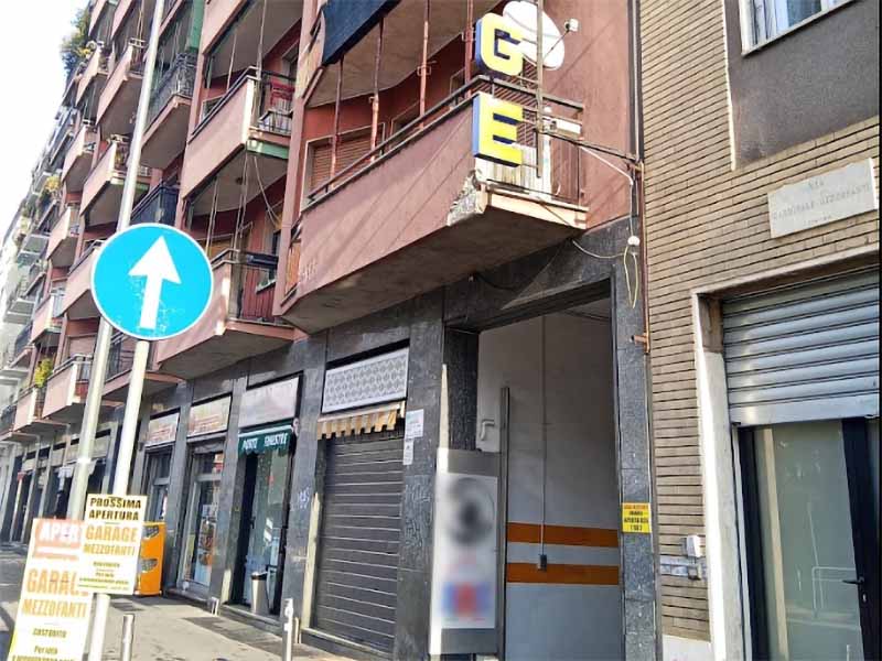 Garage Mezzofanti Ingresso Garage Mezzofanti